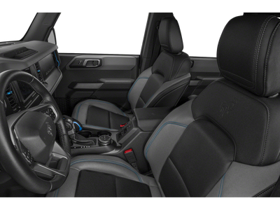 2023 Ford Bronco BLACK DIAMOND MID