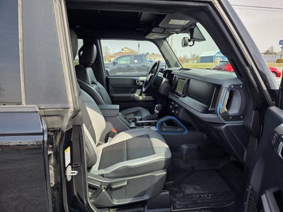 2023 Ford Bronco BLACK DIAMOND MID