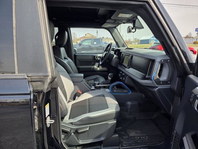 2023 Ford Bronco BLACK DIAMOND MID