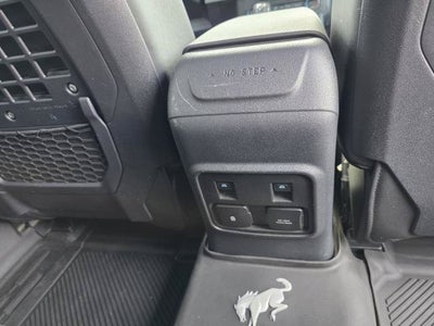 2023 Ford Bronco BLACK DIAMOND MID