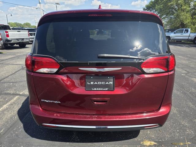 2017 Chrysler Pacifica Touring Plus
