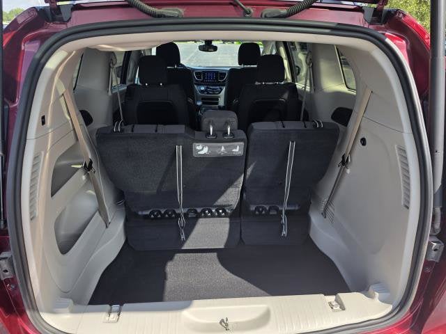 2017 Chrysler Pacifica Touring Plus