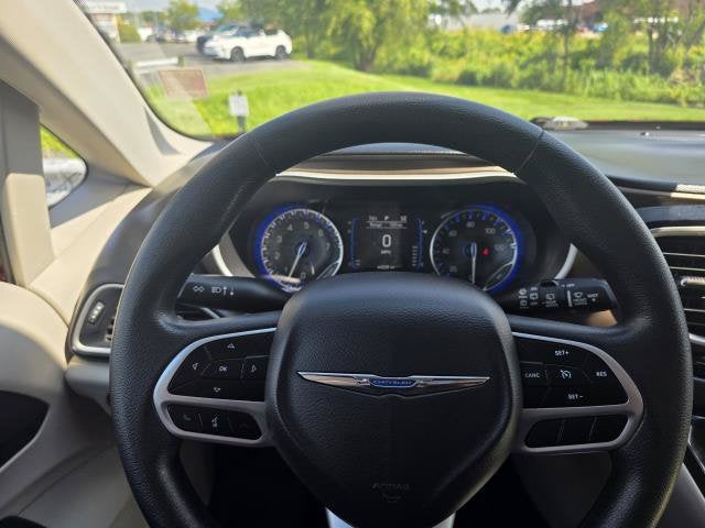 2017 Chrysler Pacifica Touring Plus