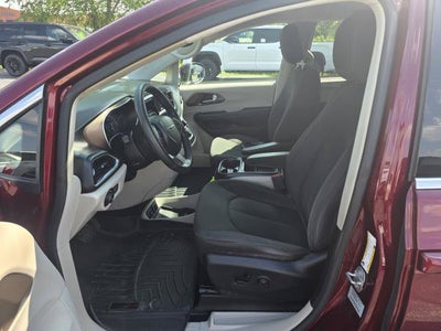 2017 Chrysler Pacifica Touring Plus