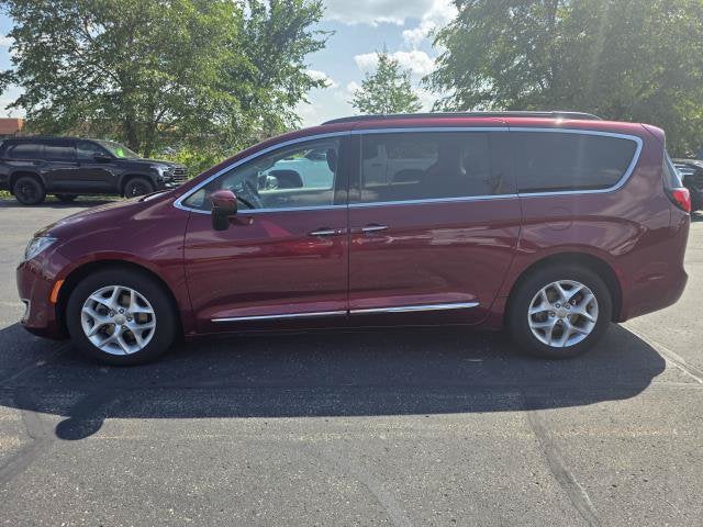 2017 Chrysler Pacifica Touring Plus