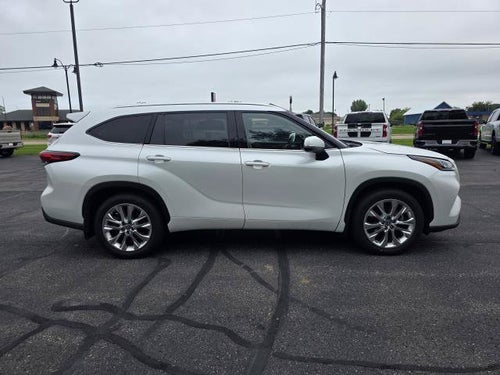 2022 Toyota Highlander Limited