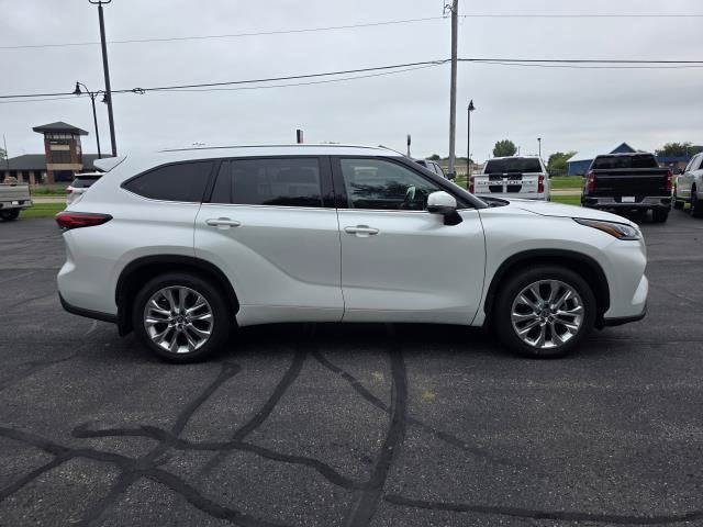 2022 Toyota Highlander Limited