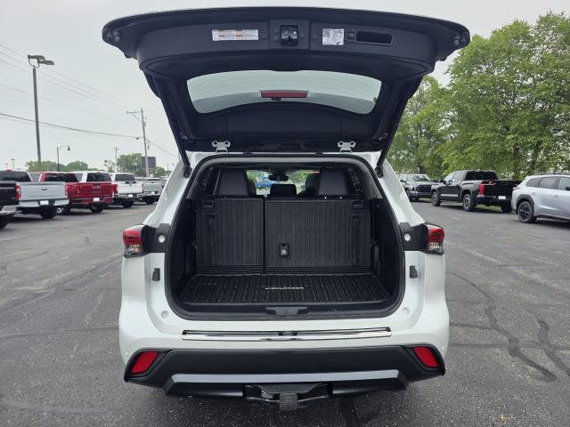 2022 Toyota Highlander Limited
