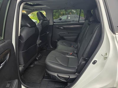 2022 Toyota Highlander Limited