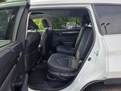 2023 Toyota Highlander Hybrid Limited
