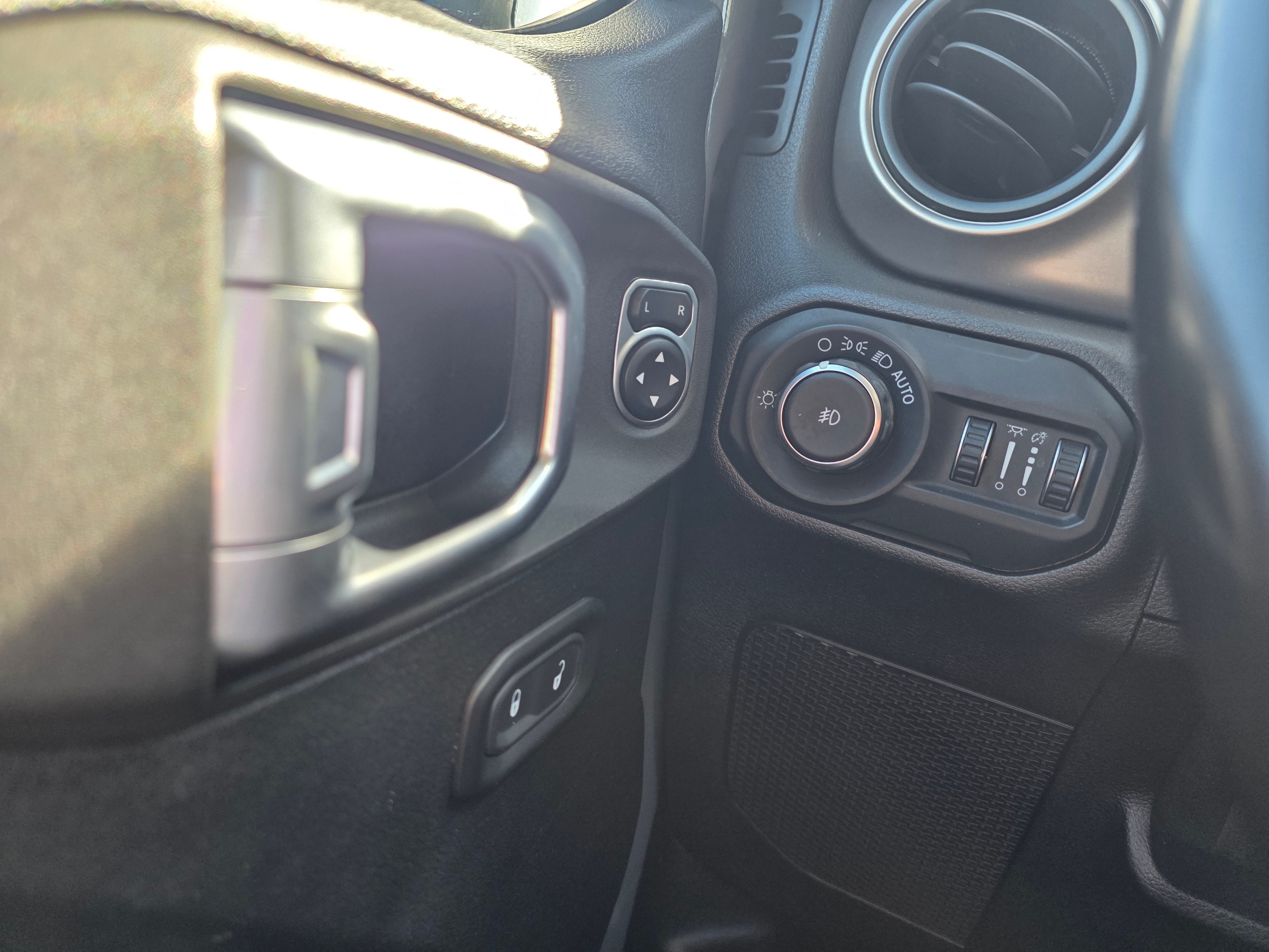 2020 Jeep Wrangler Unlimited Freedom