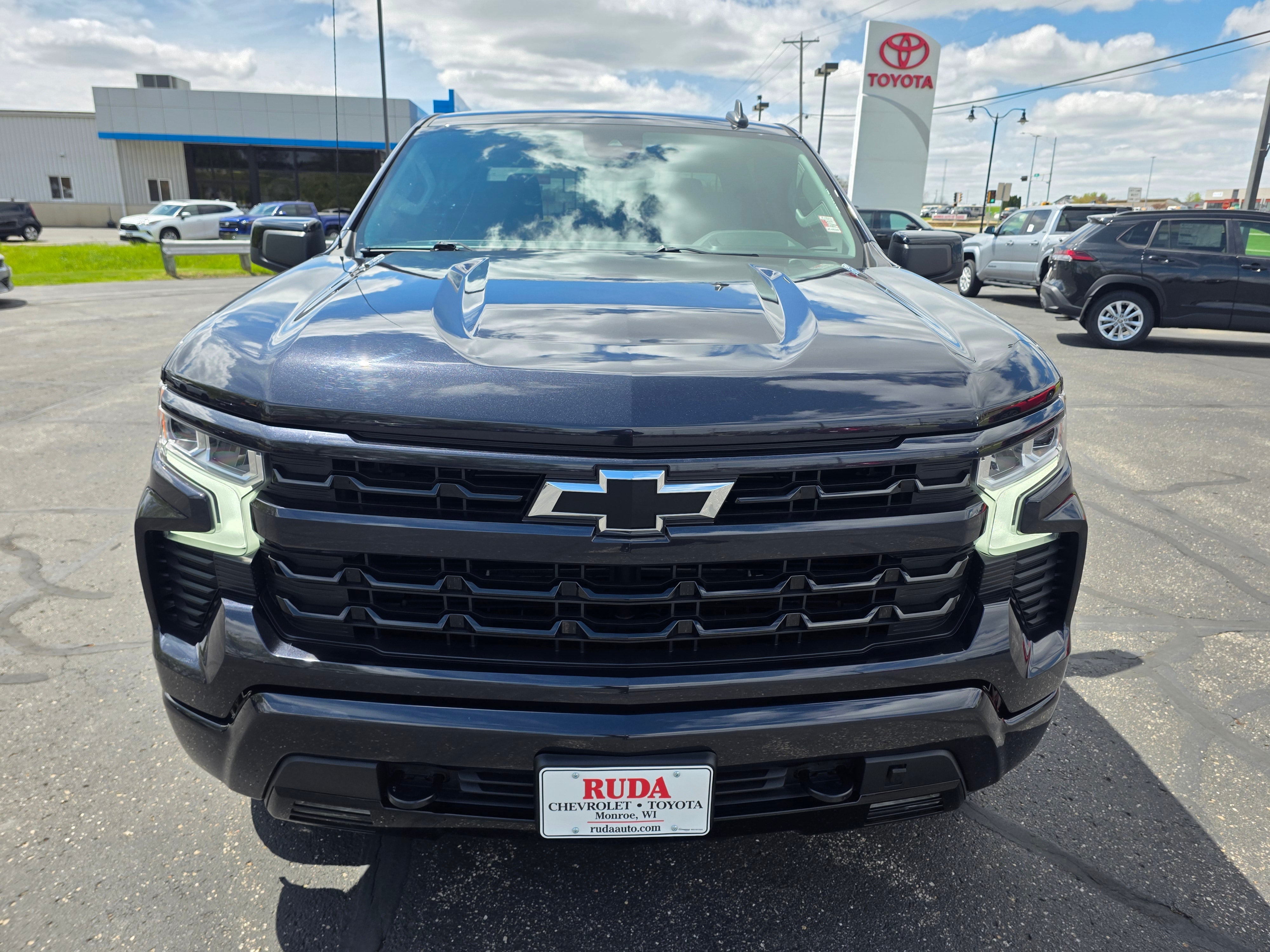 2022 Chevrolet Silverado 1500 RST