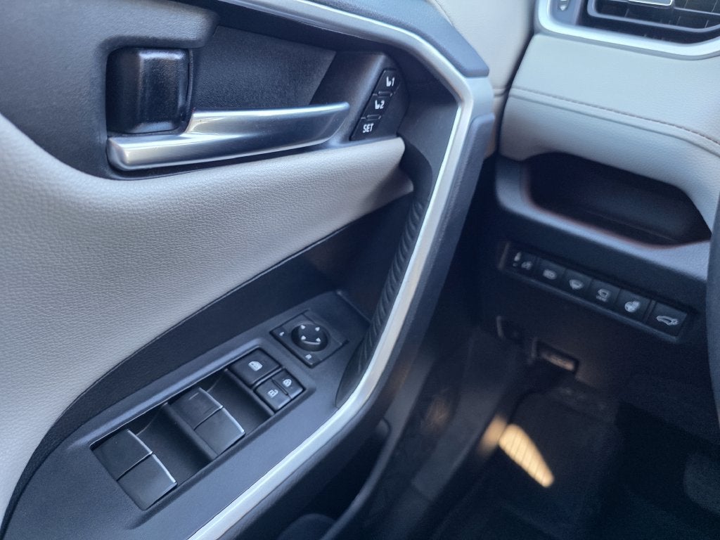 2020 Toyota RAV4 Hybrid Limited