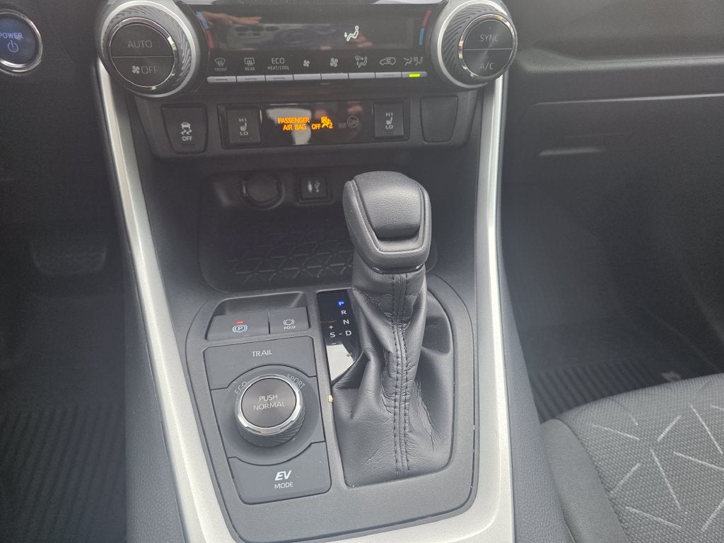 2019 Toyota RAV4 Hybrid XLE