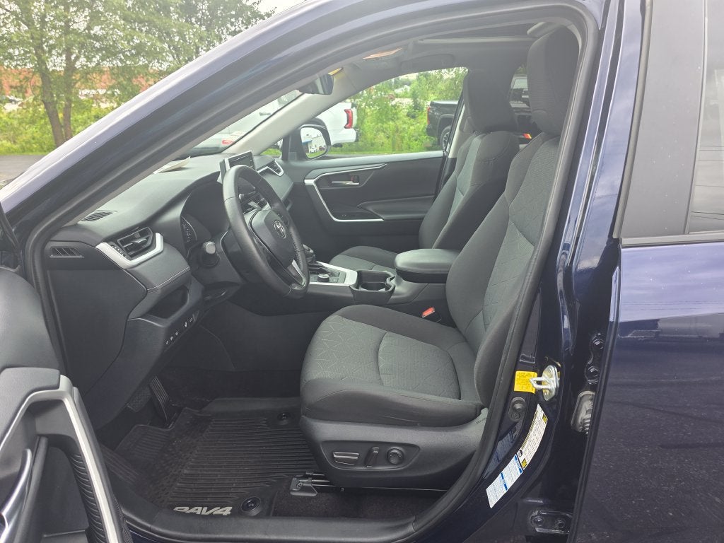 2019 Toyota RAV4 Hybrid XLE