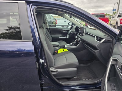 2019 Toyota RAV4 Hybrid XLE