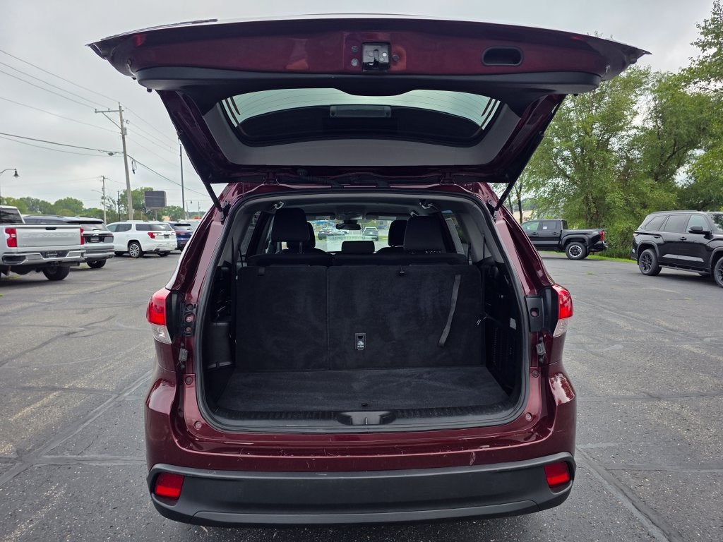 2018 Toyota Highlander LE