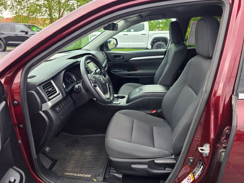 2018 Toyota Highlander LE