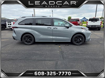 2026 Toyota Sienna Woodland Edition