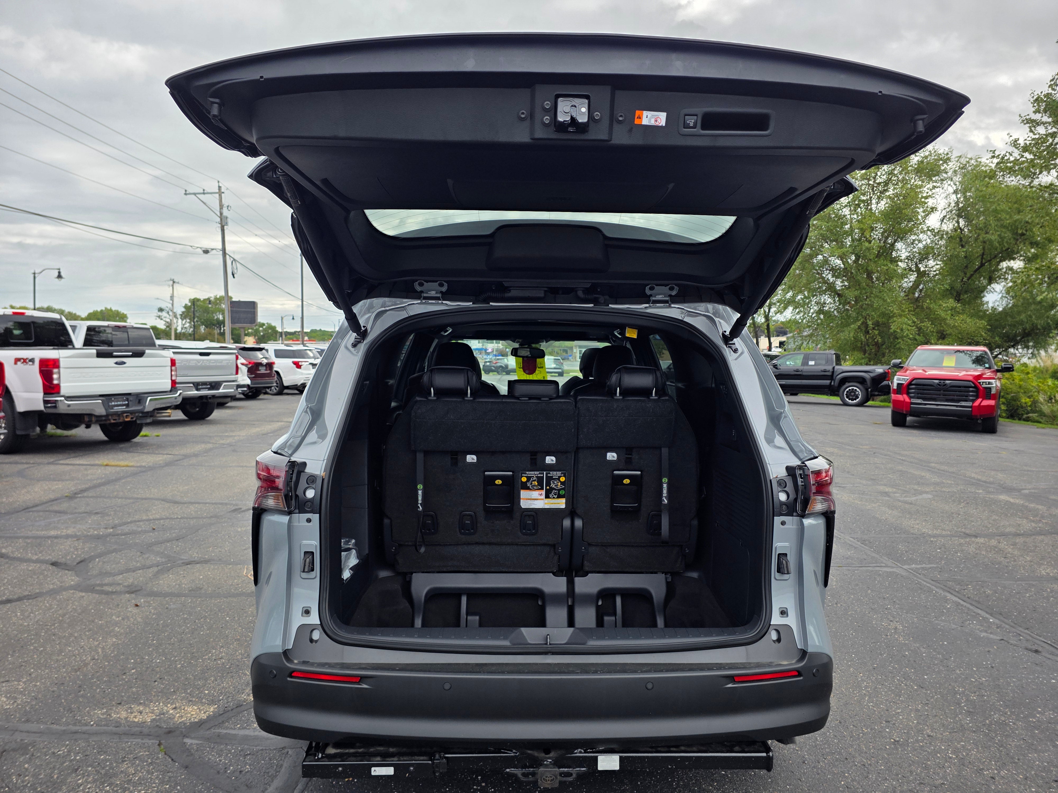 2026 Toyota Sienna Woodland Edition