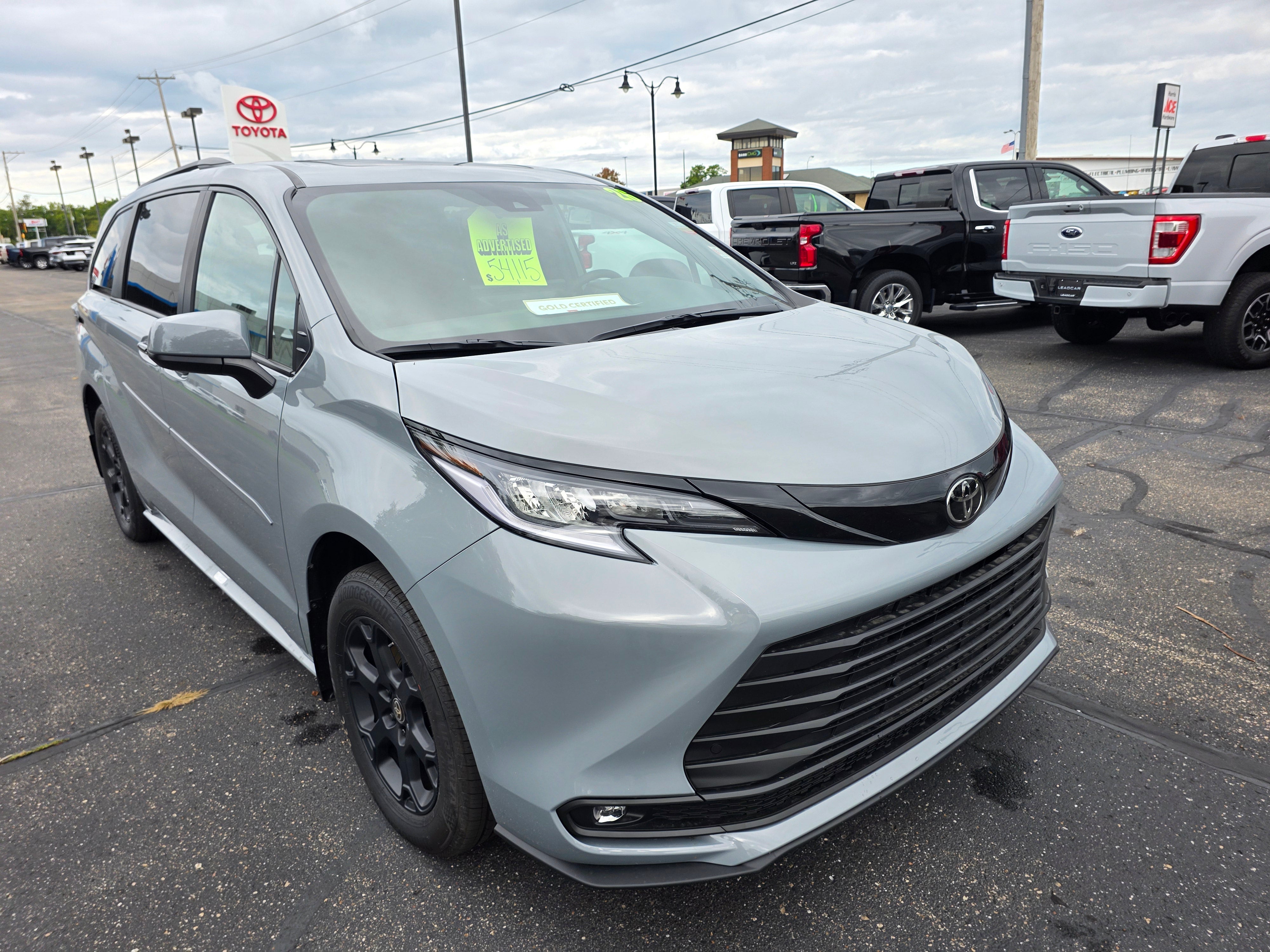 2026 Toyota Sienna Woodland Edition