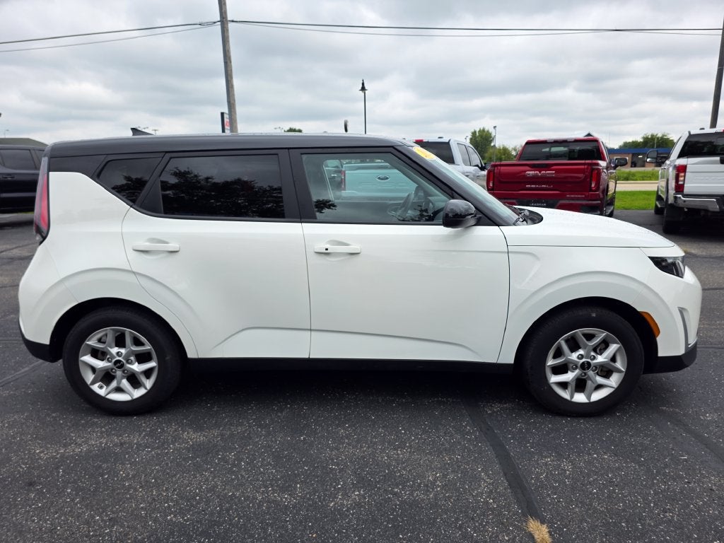2025 Kia Soul S